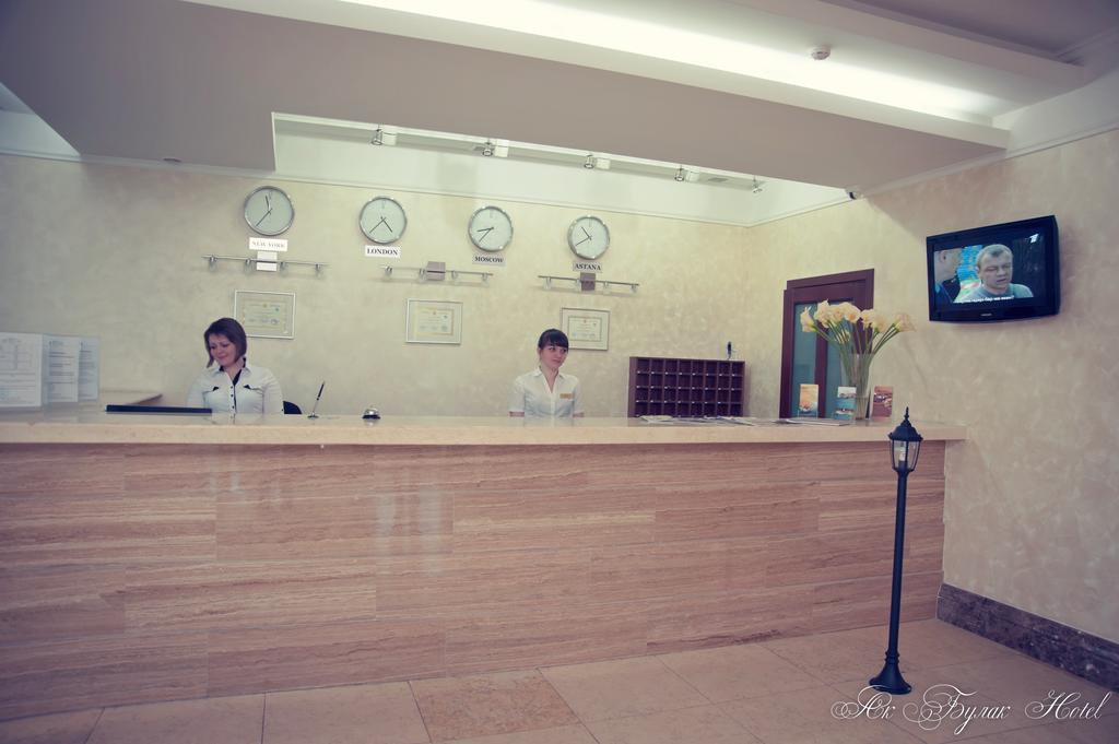 Akbulak Hotel Astana Ngoại thất bức ảnh