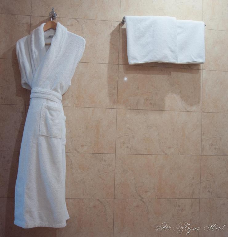Akbulak Hotel Astana Phòng bức ảnh