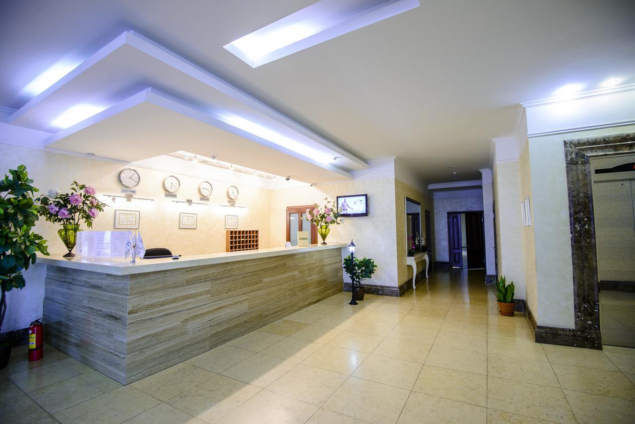 Akbulak Hotel Astana Ngoại thất bức ảnh